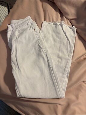 White Women’s Frayed Hem Jeans